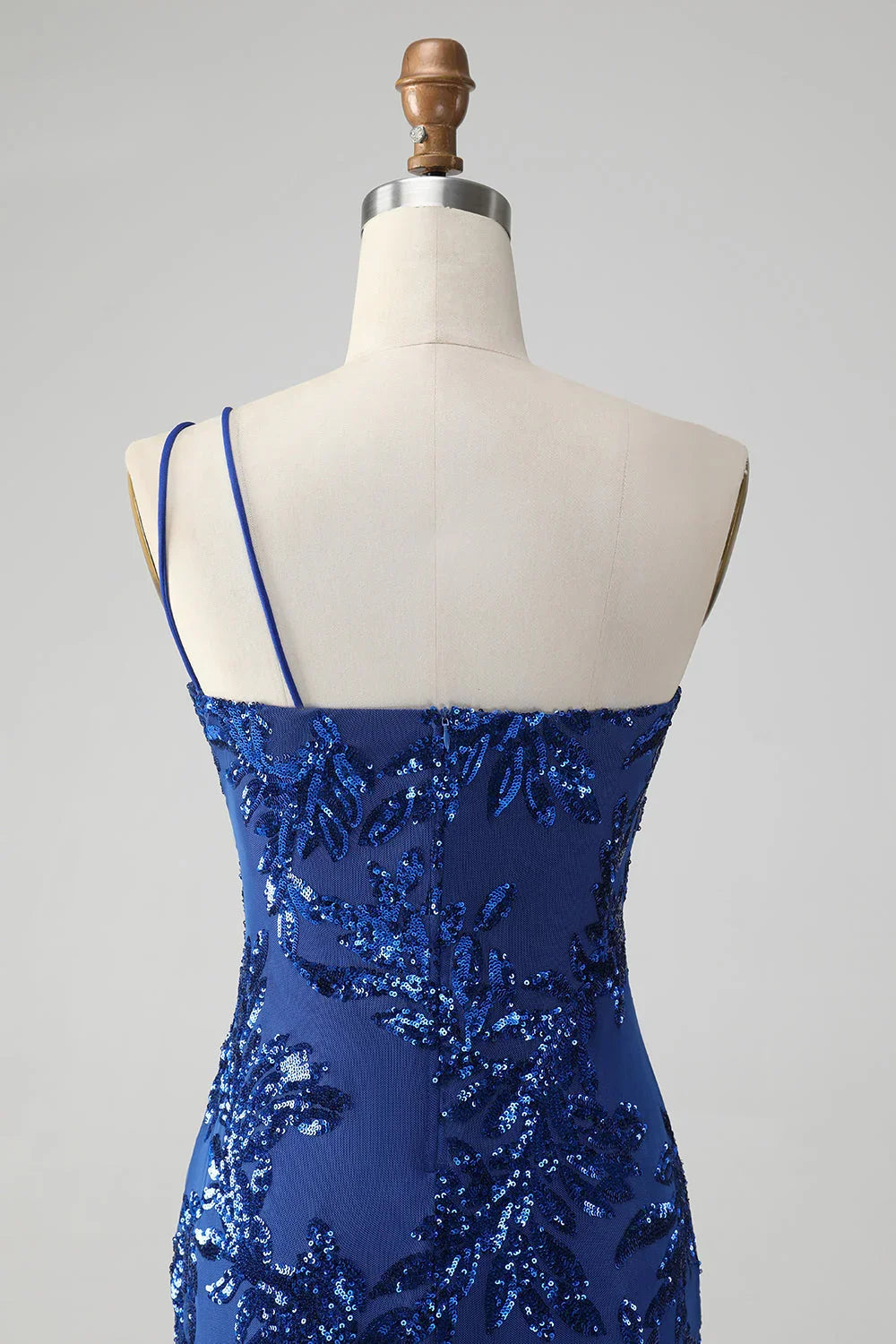 Vestido de cóctel elegante y brillante en rosa, de corte recto, con un solo hombro, lentejuelas y bordados para el baile de bienvenida