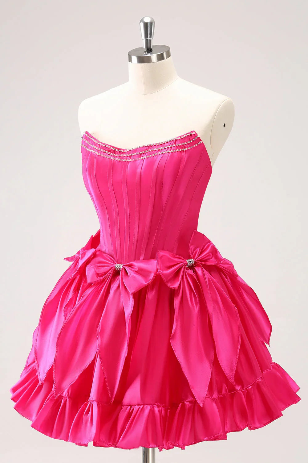 Vestido Lindo Fucsia Sin Tirantes Tipo A con Corsé, Volantes, Abalorios y Lazos para Baile de Bienvenida