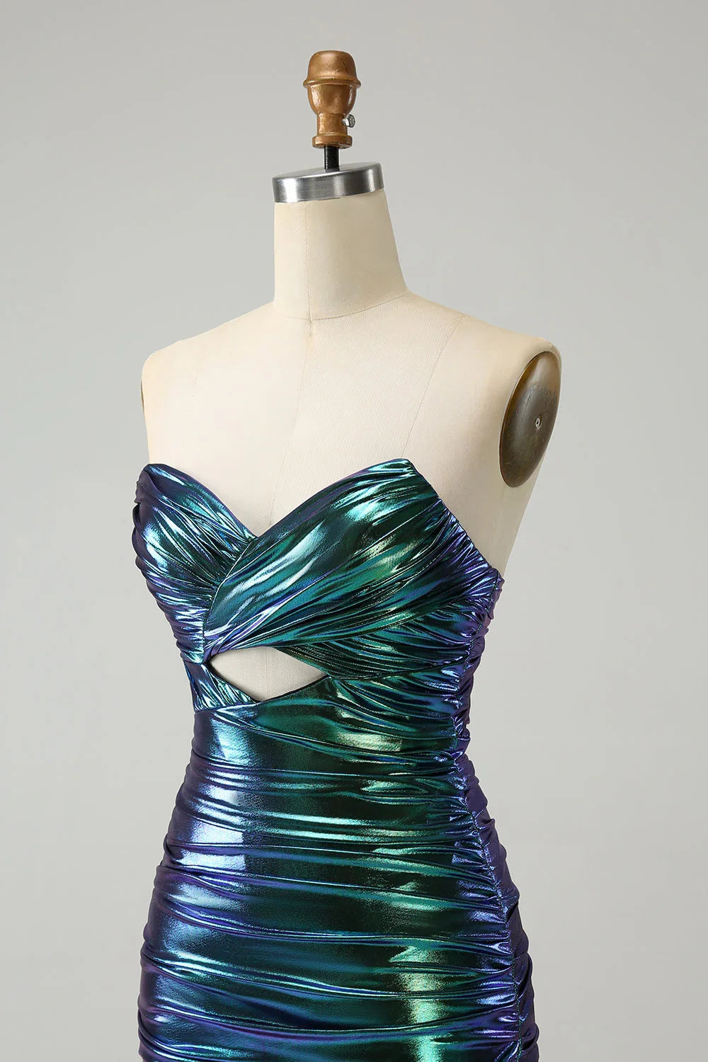 Schicker trägerloser Schlüsselloch-Plisseé-Fuchsienschlüpfer Heimkehrballkleid