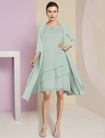 Zweiteiliges A-Linien-Kleid für die Mutter der Braut, formeller Hochzeitsgast, eleganter U-Ausschnitt, knielang, Chiffon, 3/4-Ärmel mit Stufe