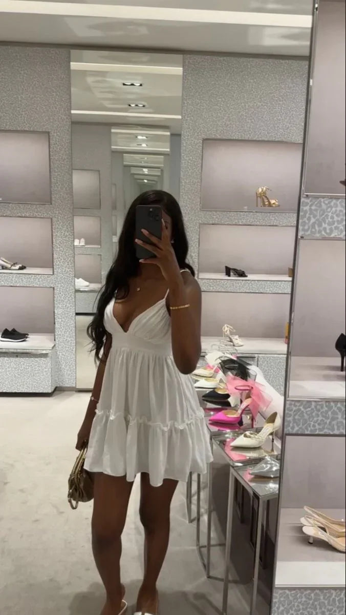 Vestido de Baile de Cuello en V con Tirantes Finos Blancos Y2849