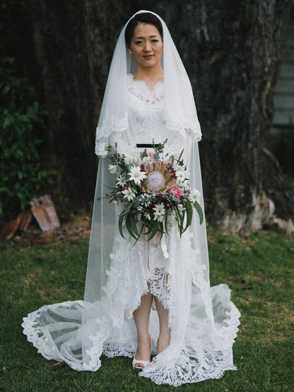 Gogerous V-neck Lace Tulle High-low Wonderful Wedding Dresses Evening Dresses.DB10619