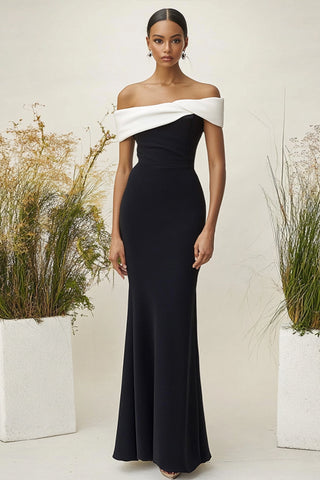 Weißes schwarzes Etuikleid mit schulterfreiem, langem Abendkleid