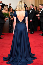 Glitzerndes, marineblaues, perlenbesetztes A-Linien-Galakleid mit V-Ausschnitt