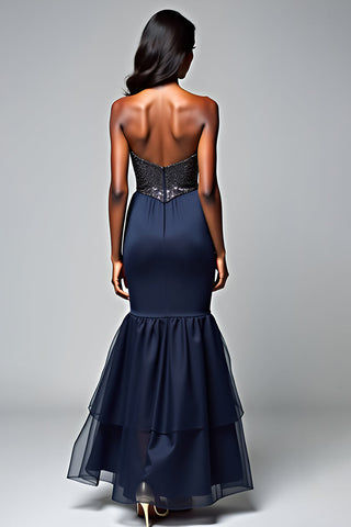 Glitzerndes, marineblaues, langes Abendkleid mit Spaghettiträgern