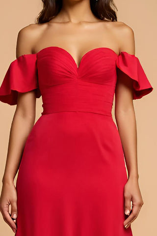 Rotes A-Linien-Satin-Ballkleid mit Herzausschnitt und langem Schnitt