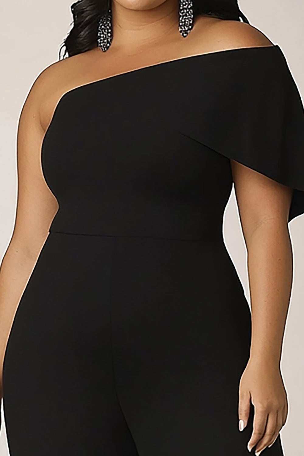 Macacão formal preto plus size comprido de um ombro só