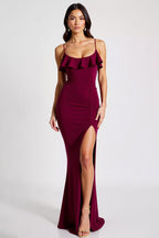 Vestido formal comprido com racha e alças finas cor vinho