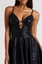 Vestido de cerimónia com decote em A e lantejoulas pretas brilhantes