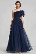 Marineblaues, langes, einschultriges Tüllkleid in A-Linie mit Rüschen