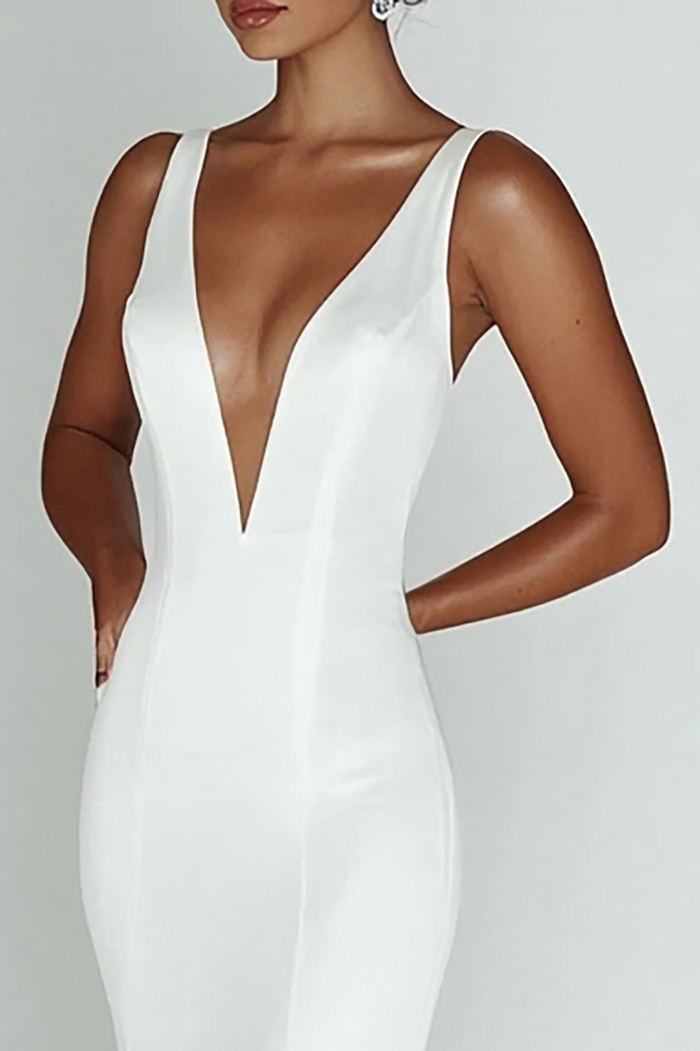 White Deep V-Neck Sleeveless Long Rehearsal Dinner Dress