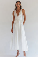 Vestido de noivado comprido em chiffon branco com decote em V e corte A