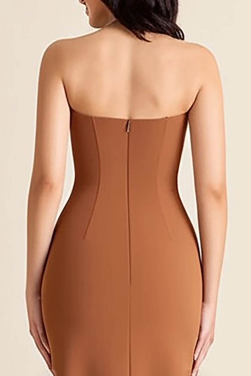 Vestido formal comprido castanho sem alças com fenda