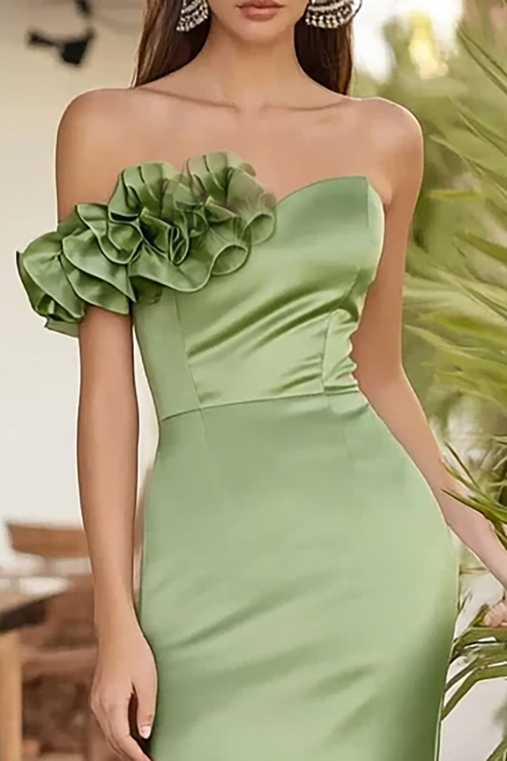 Salbeigrünes One-Shoulder-Satin-Langkleid im Meerjungfrauenstil