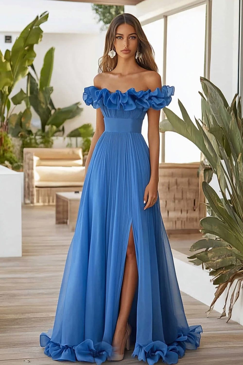 Blaues, schulterfreies, langes Abendkleid in A-Linie mit Schlitz