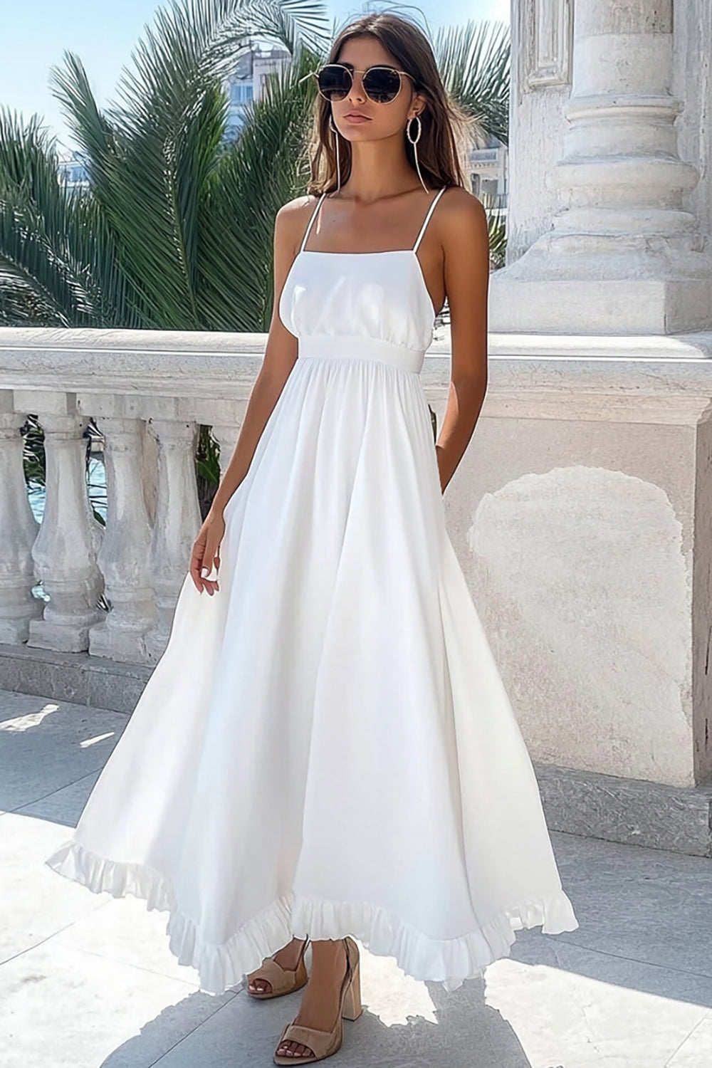 Vestido de noivado comprido estilo boho com alças finas e folhos, estilo A-Line, branco