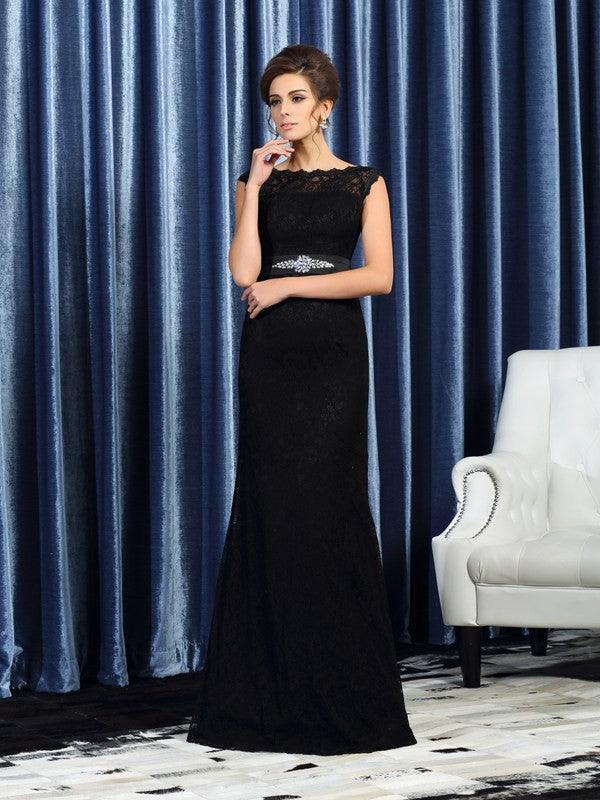 Etui-Linie Bateau-Ausschnitt Perlen verziert Ärmellos Lange Spitze Brautmutterkleider