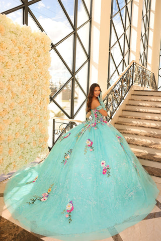 Quinceanera-Kleid mit Blumenstickerei von Amarra 54200