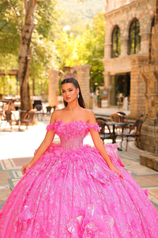 Schulterfreies Ballkleid mit Schleife von Amarra 54233