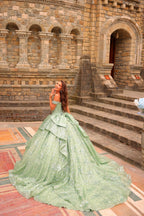 Schulterfreies Ballkleid mit Glitzerprint von Amarra 54240