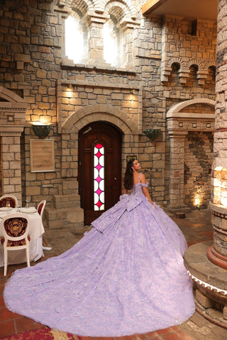 Schulterfreies Ballkleid mit 3D-Blumenmuster von Amarra 54243