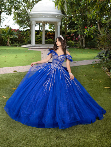 Vestido de baile com contas e ombros à mostra de LizLuo Fiesta 56535