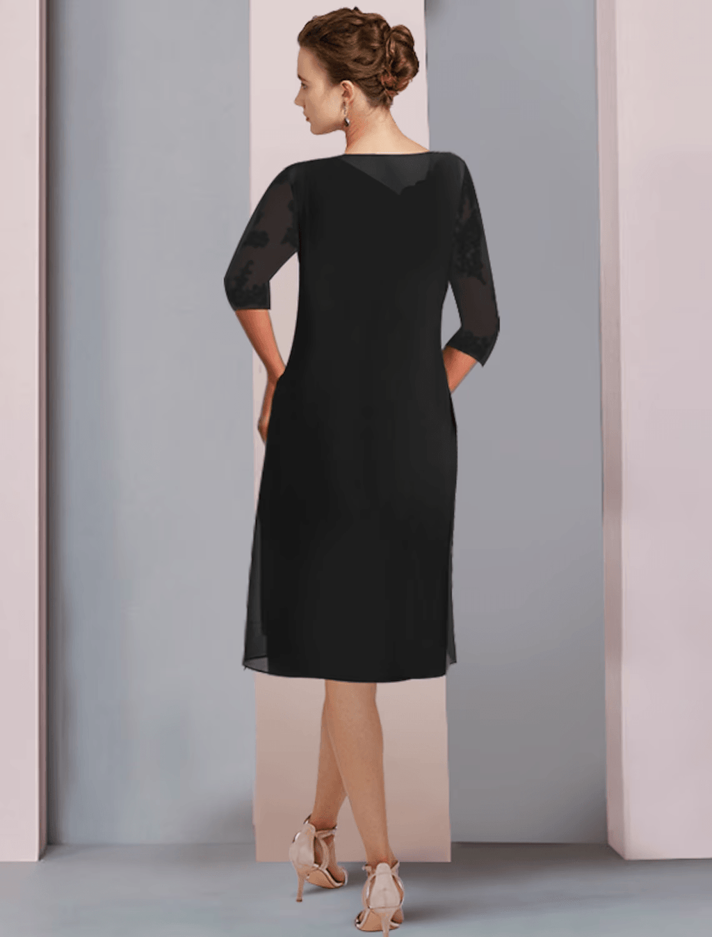 Vestido de mãe da noiva em duas peças, corte A, elegante, decote redondo, comprimento até ao joelho, chiffon, renda, manga curta, casaco incluído, com aplicações franzidas