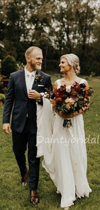 Novos vestidos de noiva compridos em chiffon com decote em V e corte A, duas peças. DB10476