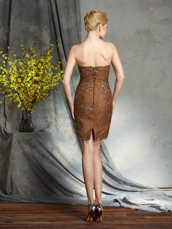 Vestidos curtos de renda sem alças e sem mangas para mãe da noiva