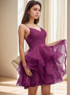 Vestido de Fiesta Formal con Cuello en V y Falda de Tul con Volantes Acampanados para el Baile de Bienvenida