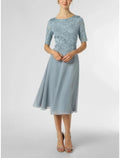 Robe de mère de la mariée pour invité de mariage, élégante et petite, en mousseline de soie, col en cœur, longueur aux genoux, manches demi-longues plissées, couleur unie