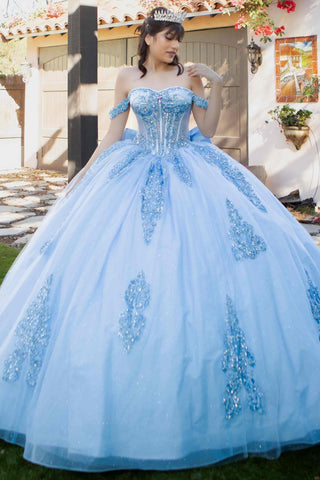 Schulterfreies Ballkleid von Cinderella Couture 8190J