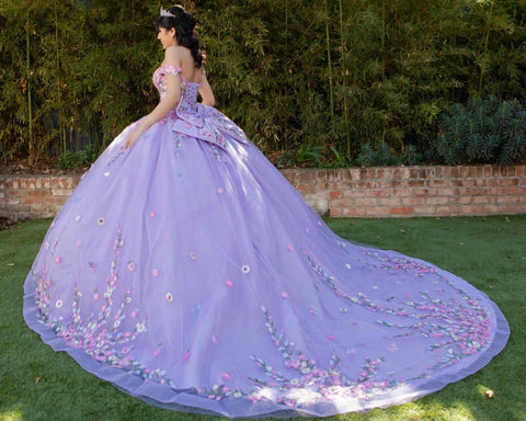 Schulterfreies Ballkleid mit Blumenmuster von Cinderella Couture 8260J