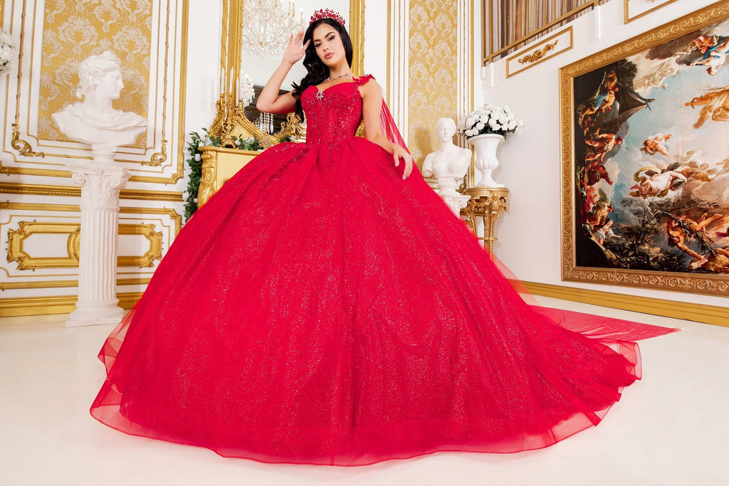 Ballkleid mit Cape-Ärmeln von Cinderella Couture 8270J