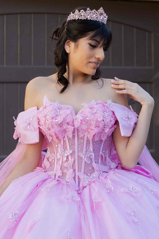 Ballkleid mit Cape-Ärmeln von Cinderella Couture 8350J