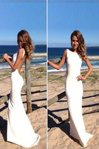 Vestido de novia de playa sin mangas y sin espalda, largo hasta el suelo, blanco sencillo con funda de NumberSea, modelo MW215