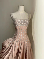 Robe de bal satin nude luxueuse à perles diamant main Y4542