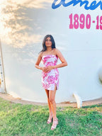 Niedliches trägerloses Homecoming-Kleid mit Blumenprint Y2773