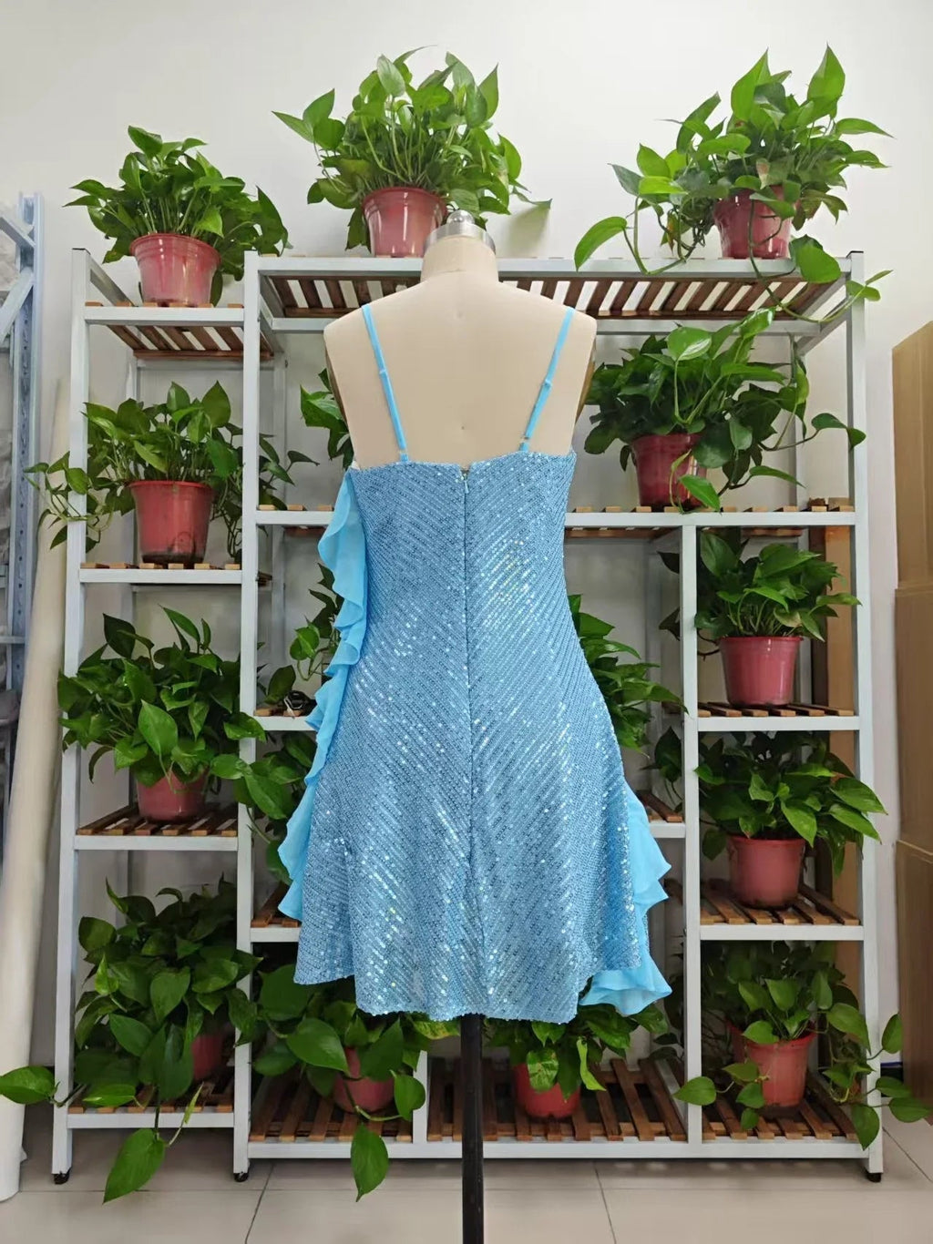 Hermoso Vestido de Cóctel y de Regreso a Casa con Tiras Azules, Lentejuelas, Chifón y Volantes Modelo Y8253