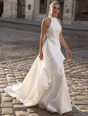 Hall Open Back Casual Brautkleider Kapelle Zug A-Linie Ärmellos Neckholder Satin Mit Volltonfarbe