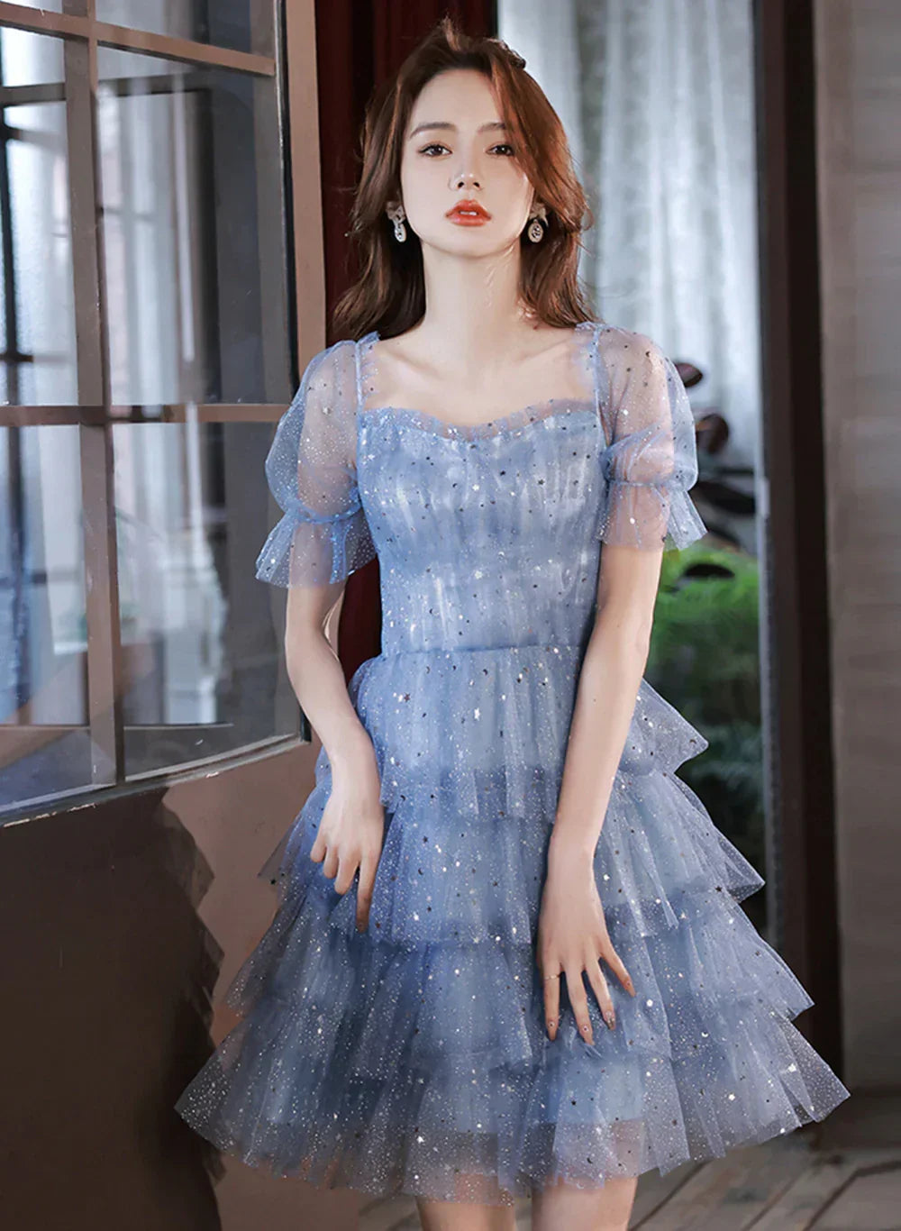 Blaues Kurzschicht-Tüll-Abendkleid Blaues Trägerloses Homecoming-Kleid Partykleid Y1975