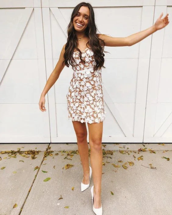 Vestido corto de fiesta con encaje de corazón para un hermoso regreso a casa Y2838