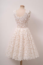 Robe de bal courte à encolure carrée PD312 en dentelle ivoire ligne A