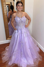 Vestido de festa de finalistas com aplicações de tule lavanda e corte A, costas com atilhos, PSK429