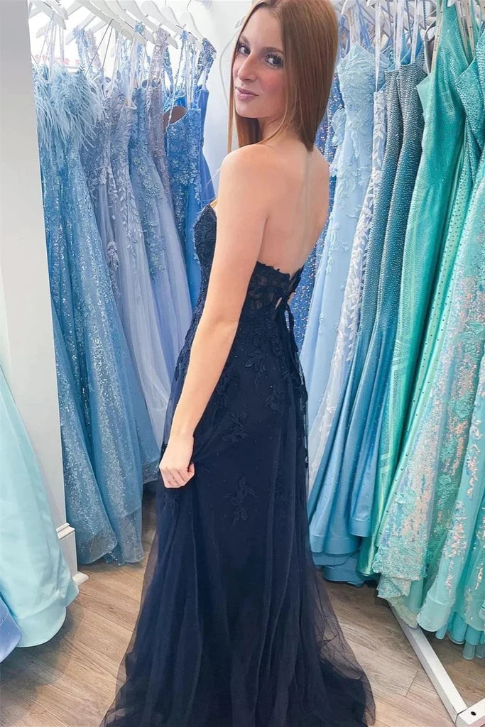 Vestido de festa comprido em corte A, sem alças, rosa choque, com aplicações florais, PSK495