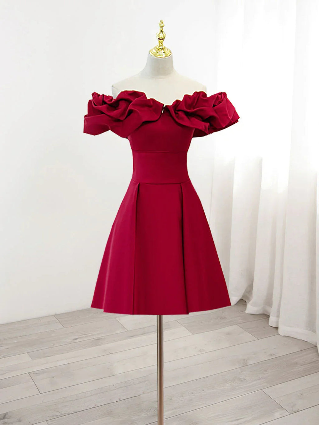 Burgunderrotes A-Linien-Trägerloses Satin-Heimkehrkleid Y2506