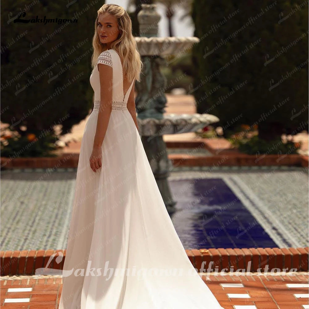 Lakshmigown Chiffon A-Line Wedding Gown Short Sleeve Deep V-Neck Lace Draped Women's Backless Vestido De Noiva Customized