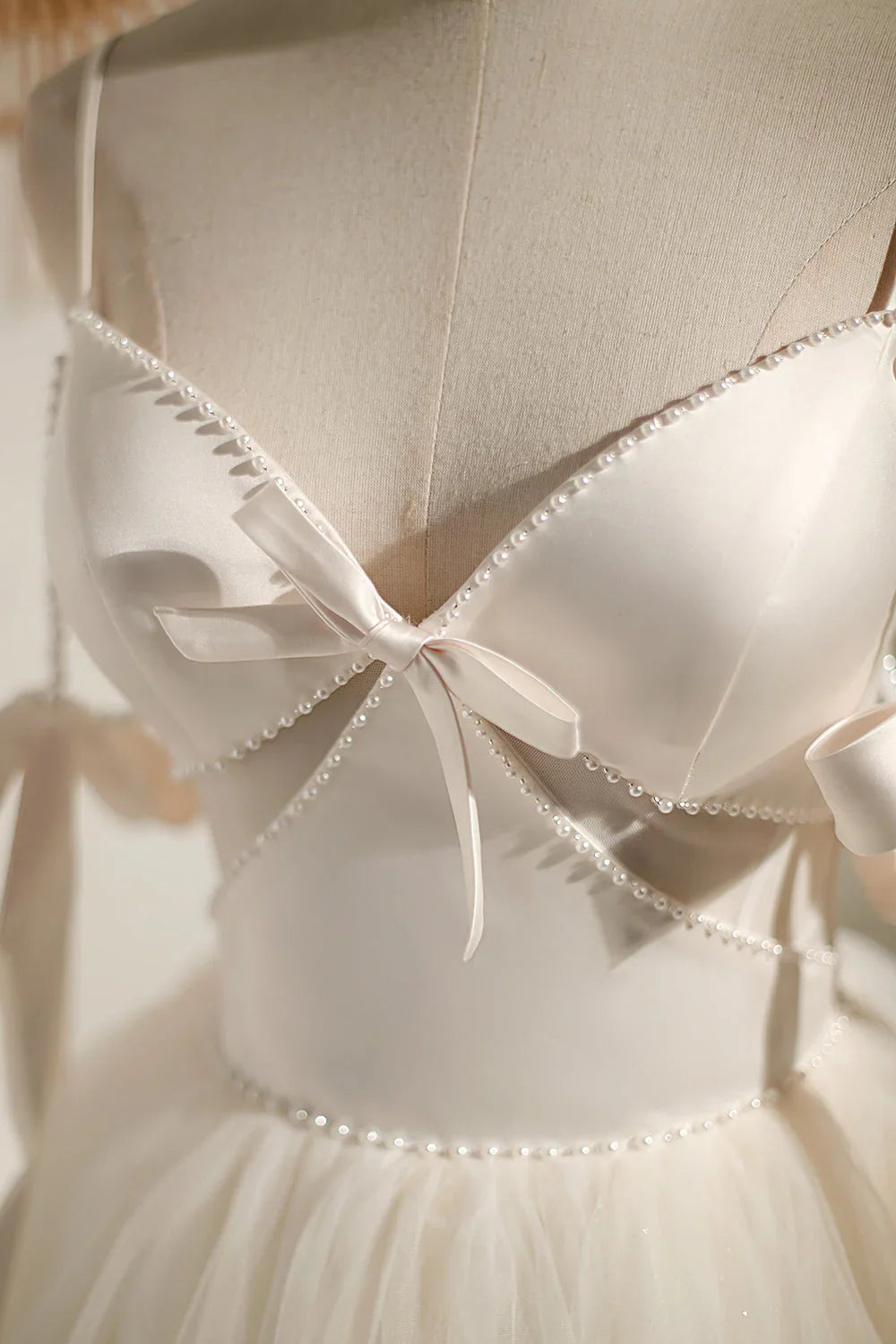 Vestidos Curtos de Baile de Finalistas com Laço e Atacadores