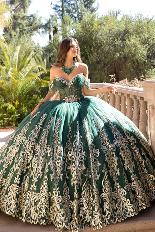 Schulterfreies, langärmliges Ballkleid von Petite Adele PQ1065