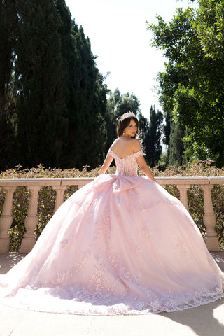 Schulterfreies Korsett-Ballkleid von Petite Adele PQ1060